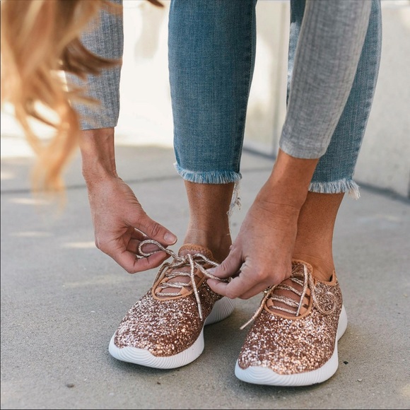Ladies lace up light weight glittery sneakers - Picture 2 of 5